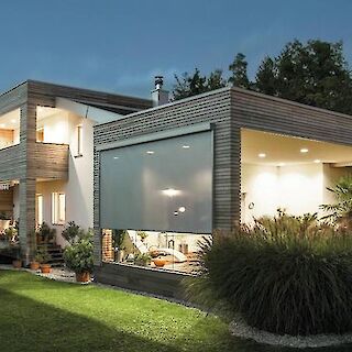 FENSTERMARKISEN & ZIP-SCREENS