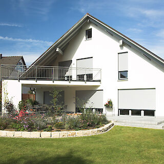 GROSSE AUSWAHL UND VIELE VORTEILE