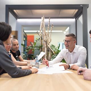 Unsere Ausstellung (Grid 2)