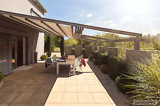 Wetterfeste Pergolamarkise