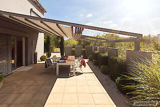 Wetterfeste Pergolamarkise